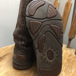 Tall brown ugg boots woman’s size 10